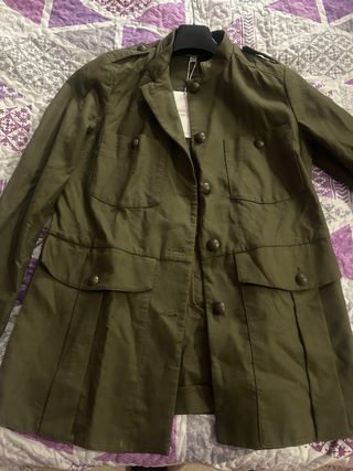 Chaqueta verde militar