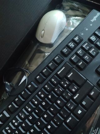 Pack Teclado y Ratón Logitech Blanco
