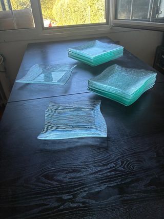 Juego de 4 Platos Cuadrados de Vidrio Texturizado