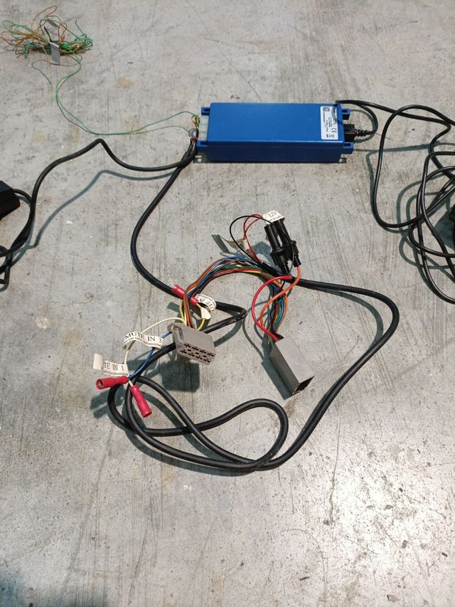 Parrot CK3100N Manos Libres Coche