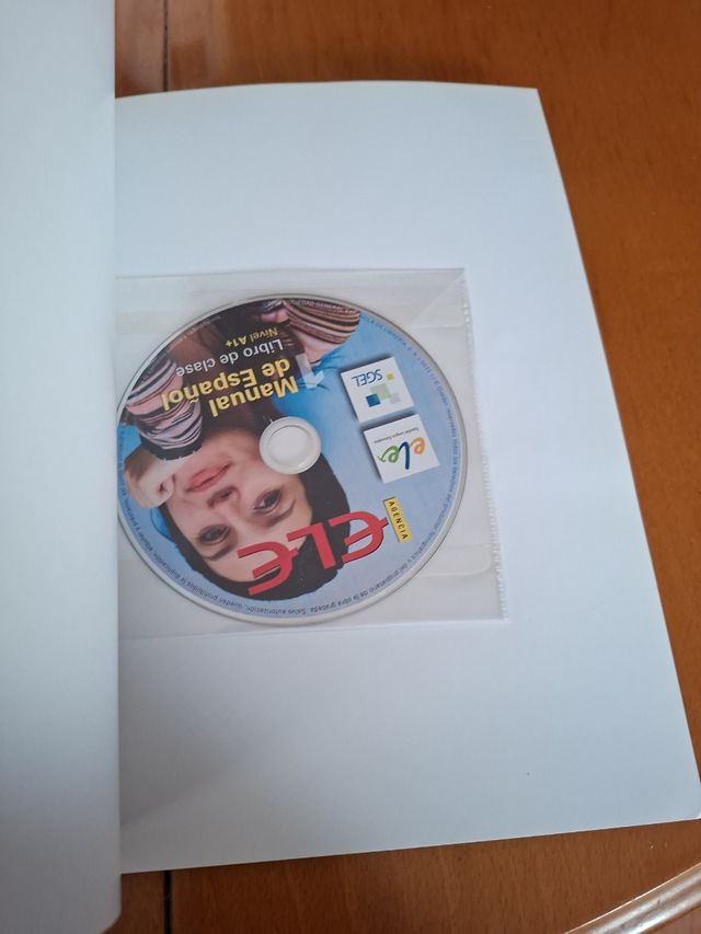 Agencia ELE 1 libro de clase + cd