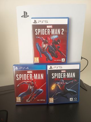 PlayStation 5 + 3 Juegos Spider-Man y un mando 