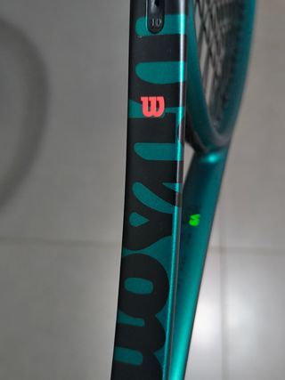 Raqueta Wilson Blade 98 16x19 Grip 2