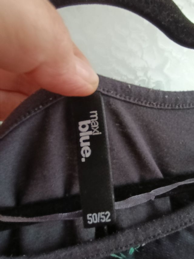 Túnica floral talla 50-52