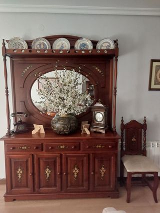 Mesa de centro de madera y cristal