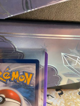 Carta Pokémon Urshifu Golpe Brusco VMAX TG19/TG30