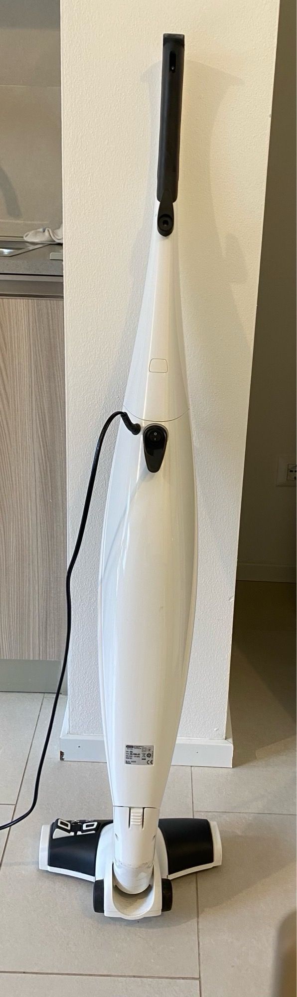 Scopa Elettrica De Longhi XL155.41 Senza Sacco