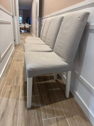 4 Sillas BERGMUND IKEA gris/blanco