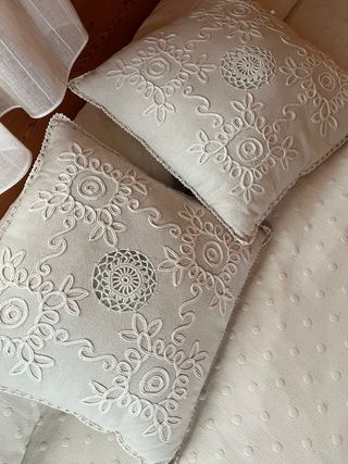 Colcha y Cojines Cama 135 cm Beige/Blanco