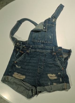 Peto nuevo vaquero H&M Talla 34