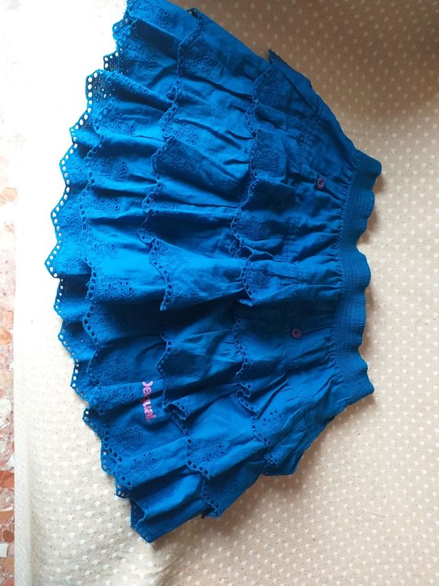 Falda Desigual Azul Volantes
