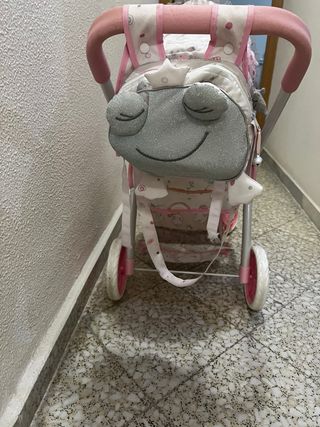 Carrito de muñecas rosa con unicornios
