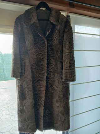 Abrigo de Astracán Marrón