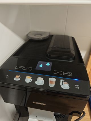 Cafetera Siemens EQ500 Classic Negra