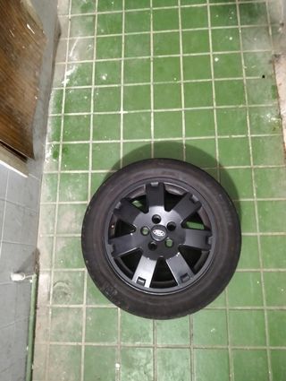 Juego de 4 llantas con cubiertas 16" 