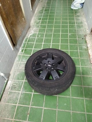 Juego de 4 llantas con cubiertas 16" 
