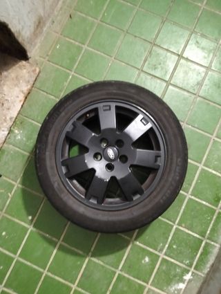 Juego de 4 llantas con cubiertas 16" 