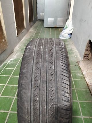 Juego de 4 llantas con cubiertas 16" 