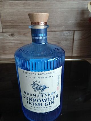 Bottiglia Gin Etsu & altro vuote da collezione.