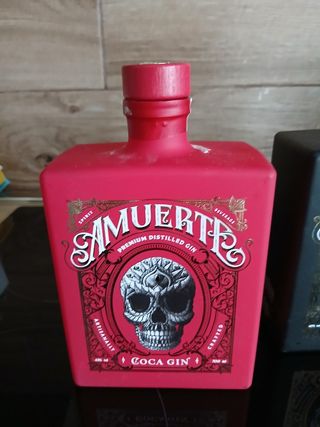 Bottiglia Gin Etsu & altro vuote da collezione.