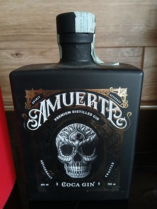 Bottiglia Gin Etsu & altro vuote da collezione.