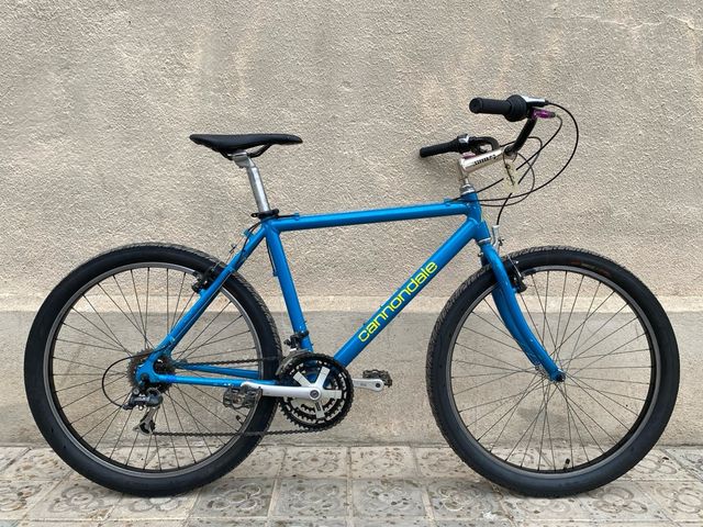 Bicicleta Cannondale Azul