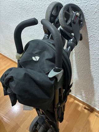 Silla de paseo Joie negra