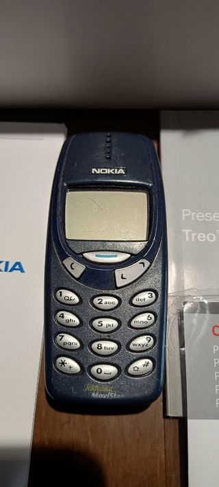 Nokia C3 - Nokia 3310 - Palm Treo 500 V