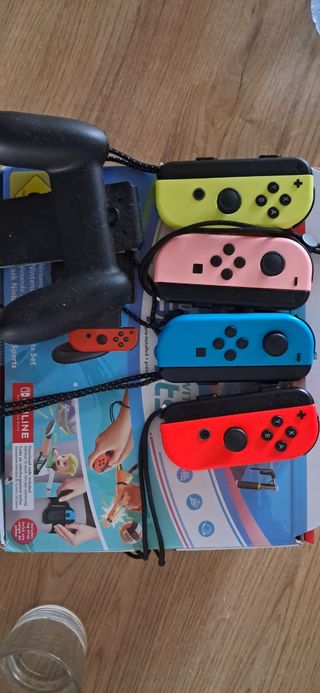 Nintendo Switch Joy-Con Controllers
