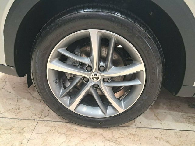 MG eHS 1.5T-GDI PHEV Luxury