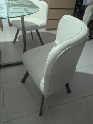 Mesa de comedor cristal y metal