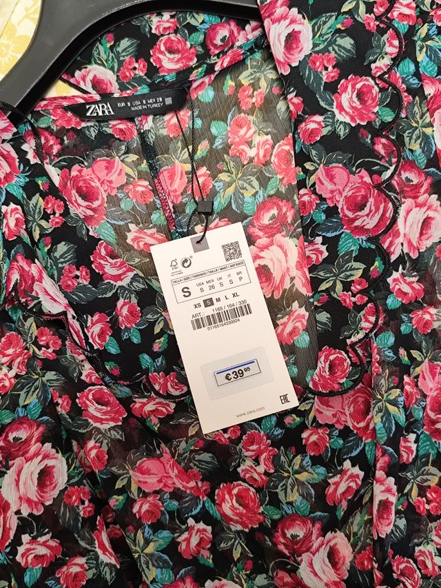 Camicetta Zara floreale nera taglia S