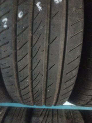Neumático 205/55 R15 60% vida útil
