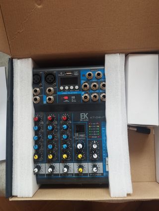 Mezclador de Audio EK 4 Canales