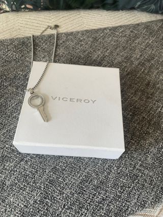 Collar Viceroy Llave con Circonitas