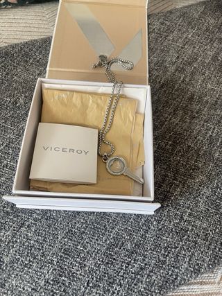 Collar Viceroy Llave con Circonitas