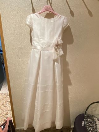 Vestido de Comunión blanco con flor