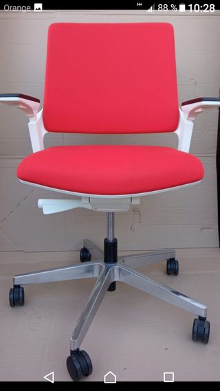 Silla de Oficina Intersthul MOVYIS s3 Roja