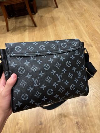Bandolera Louis Vuitton Negra