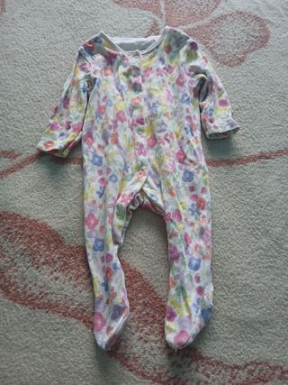 Pijama bebé floral