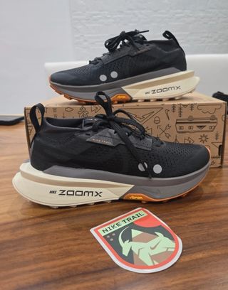 Zapatillas Nike ZoomX Zegama Trail 2 Beige/Negro