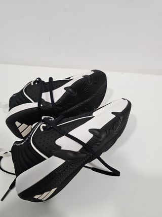 Zapatillas Adidas Basket Niña/o Talla 35