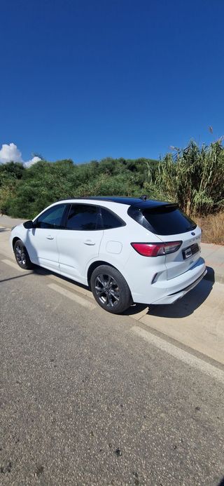 Ford Kuga 2.5 AUT. PHEV ST-LINE X 225 CV.