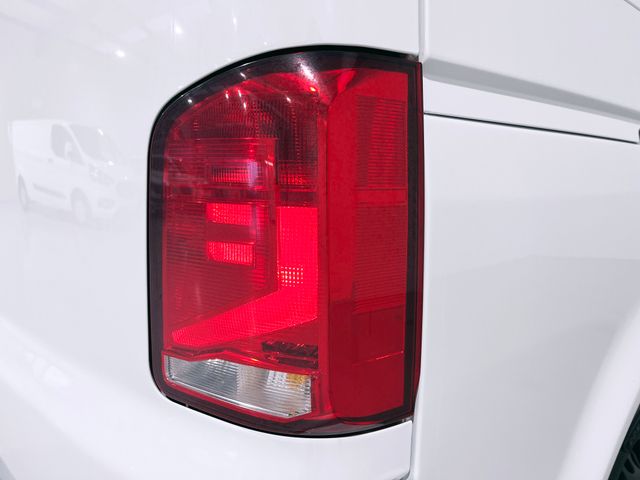 Volkswagen Transporter Furgón 2.0 TDI Largo