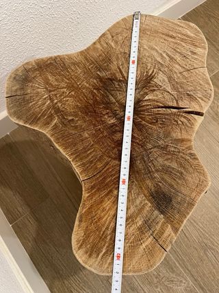 Mesita auxiliar rústica de madera