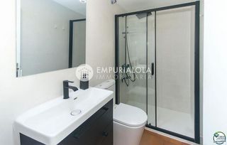 Piso en venta en Empuriabrava en Castelló d´Empúries