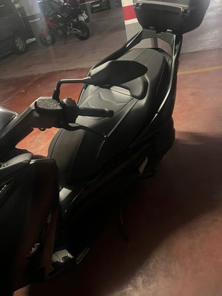 Yamaha XMAX 400