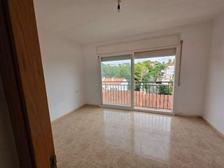 Casa adosada en venta en Centro en Roda de Barà