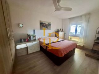 Piso en venta en Zona Mercat en Rubí
