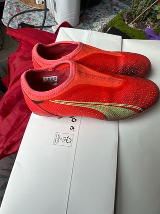 Botas de fútbol niño Puma números 35,5